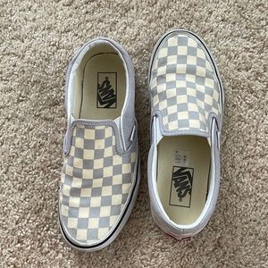 Checkerd slip on Vans